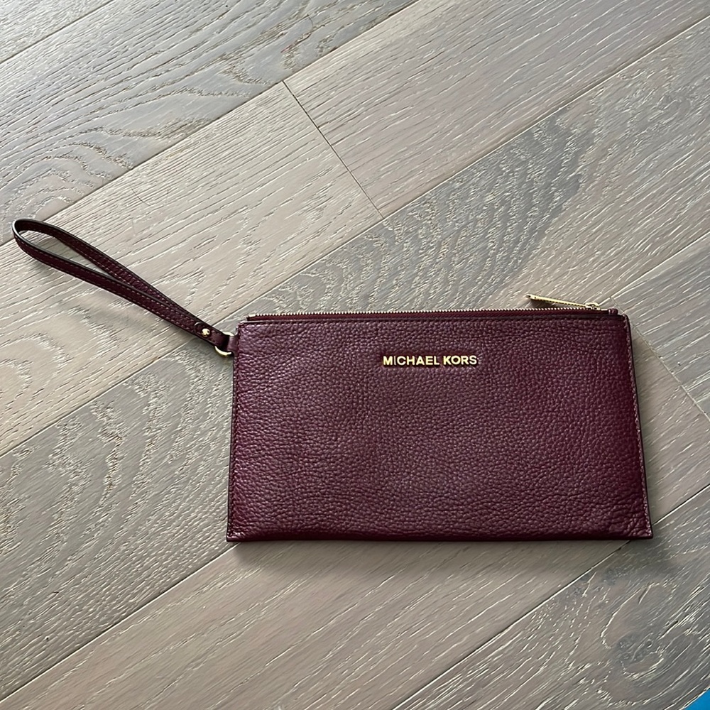 Michael Kors Wristlet